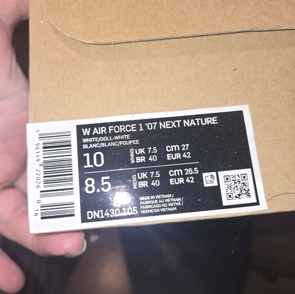 Nike Air Force 1s BRAND NEW!! - Picture 3 of 3